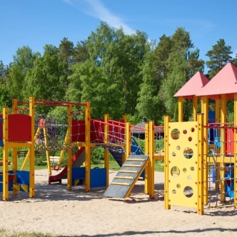 Luige mänguväljak